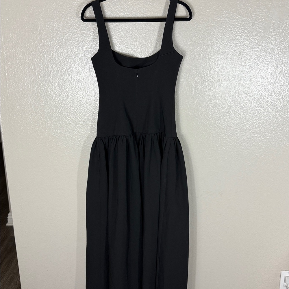 Lovers and Friends Aria Maxi Dress in Black - Picture 8 of 10
